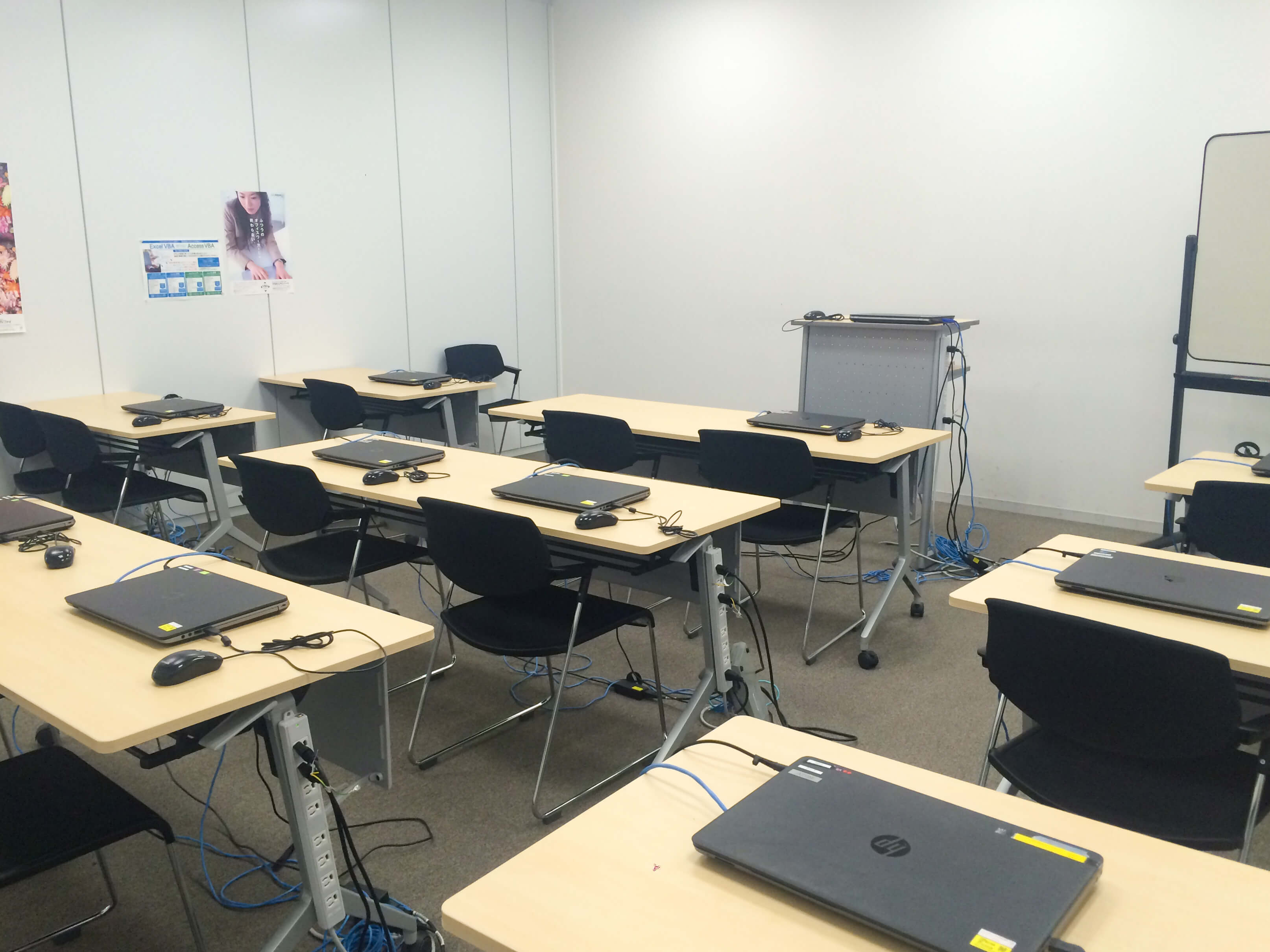パソコン実習室Bの会場イメージ04